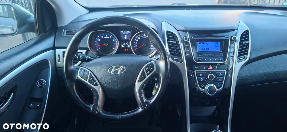 Hyundai i30 1.4 Comfort - 24