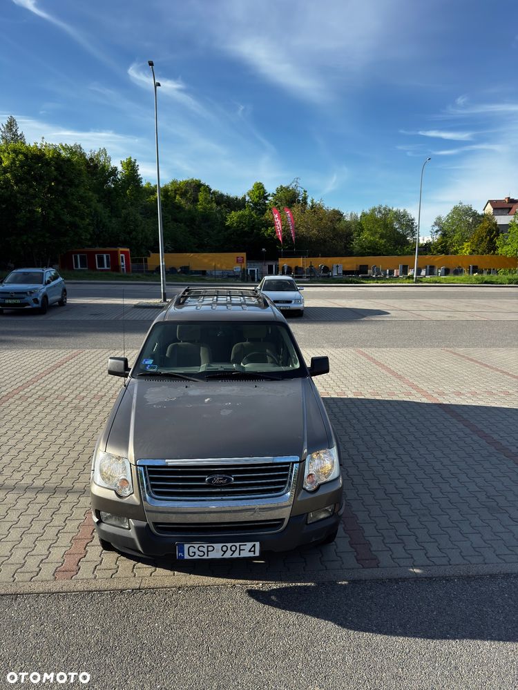 Ford Explorer 4.0 AWD - 5
