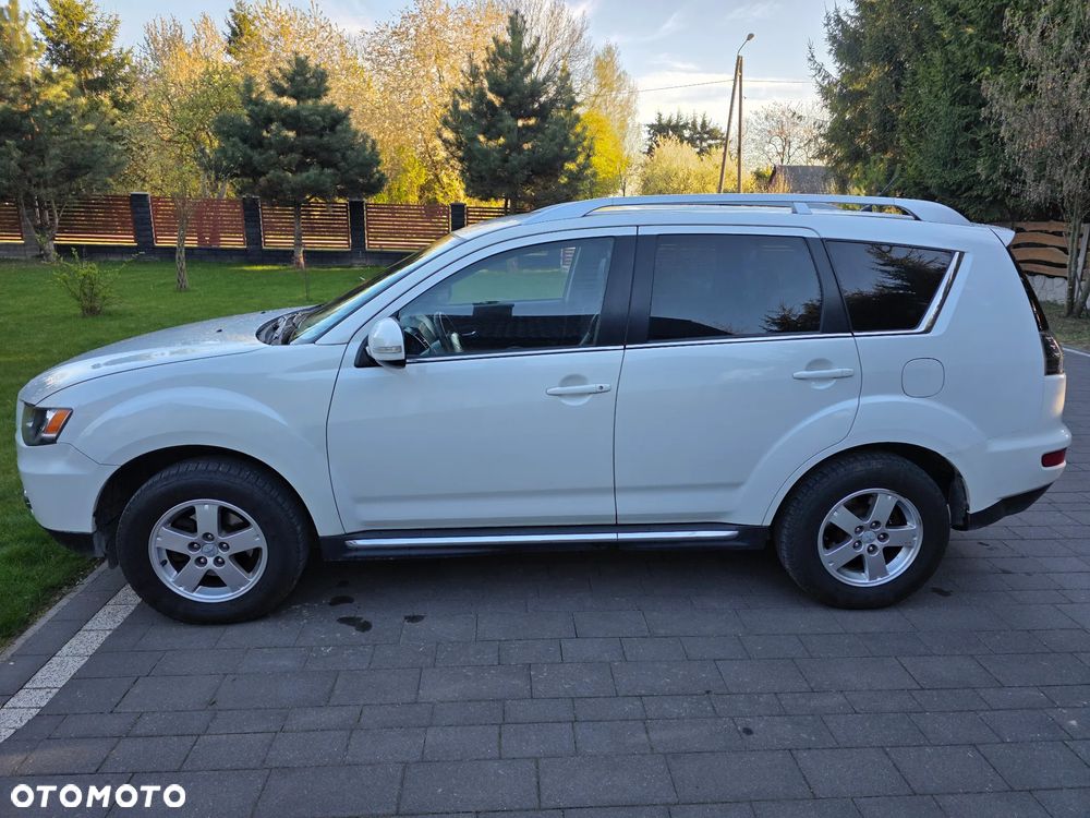 Mitsubishi Outlander 2.2 DI-D 4WD TC-SST Instyle - 3