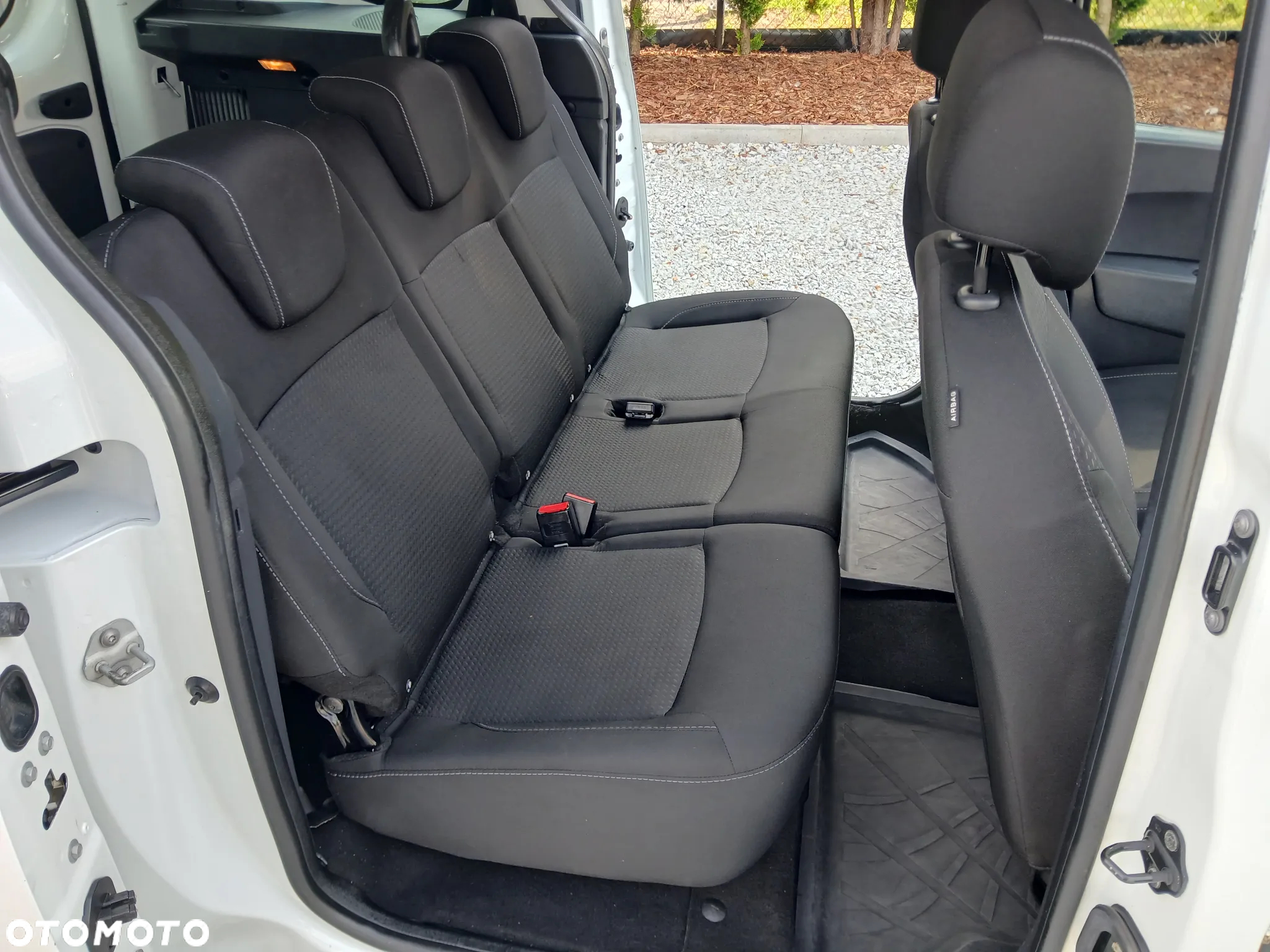 Dacia Dokker 1.5 Blue dCi Laureate - 18