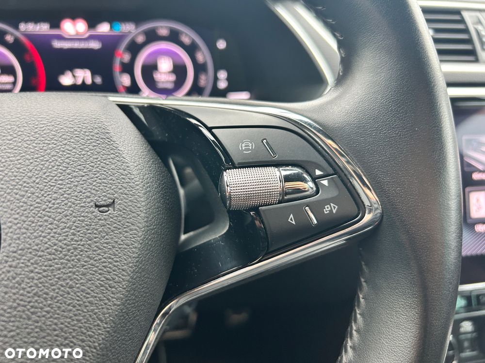 Skoda Superb 2.0 TDI SCR L&K DSG - 25