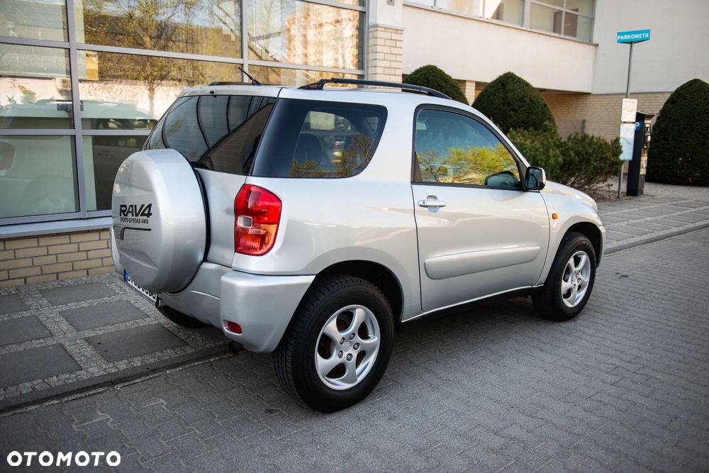 Toyota RAV4 - 13