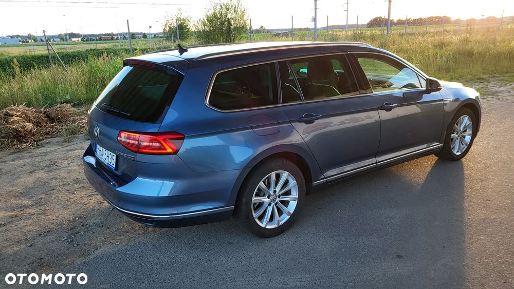 Volkswagen Passat 2.0 TDI BMT 4Mot Highline - 3