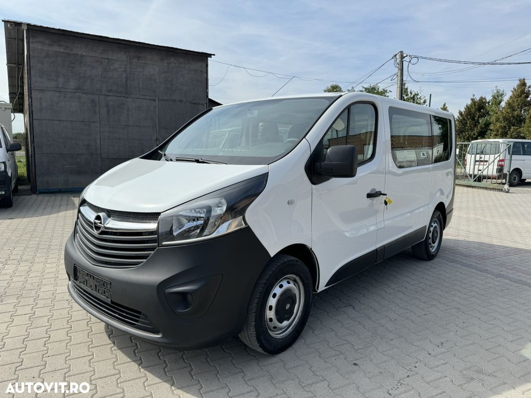 Opel Vivaro - 1