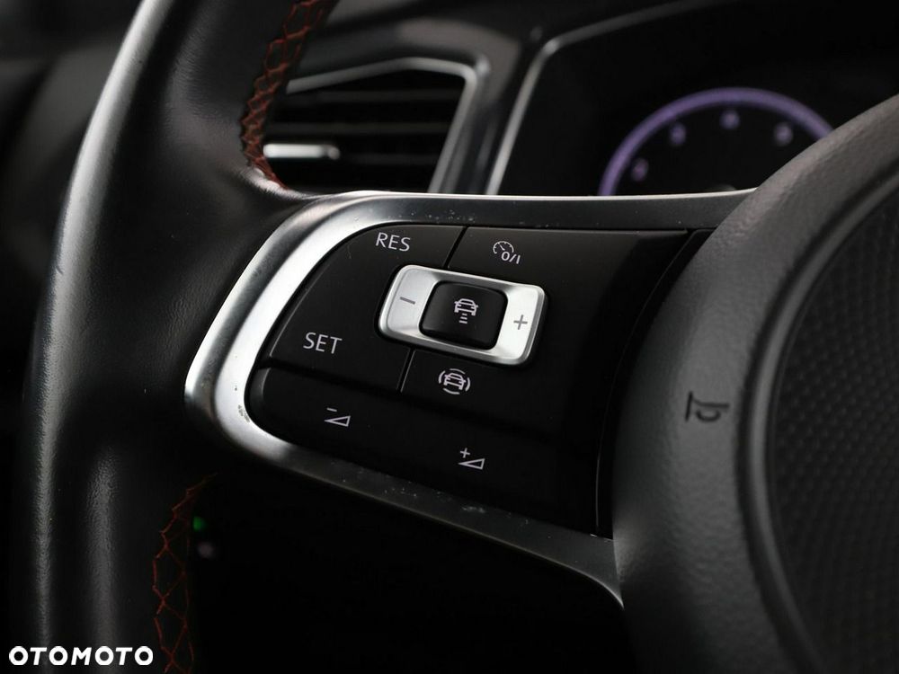 Volkswagen T-Roc 1.5 TSI ACT OPF Sport - 32