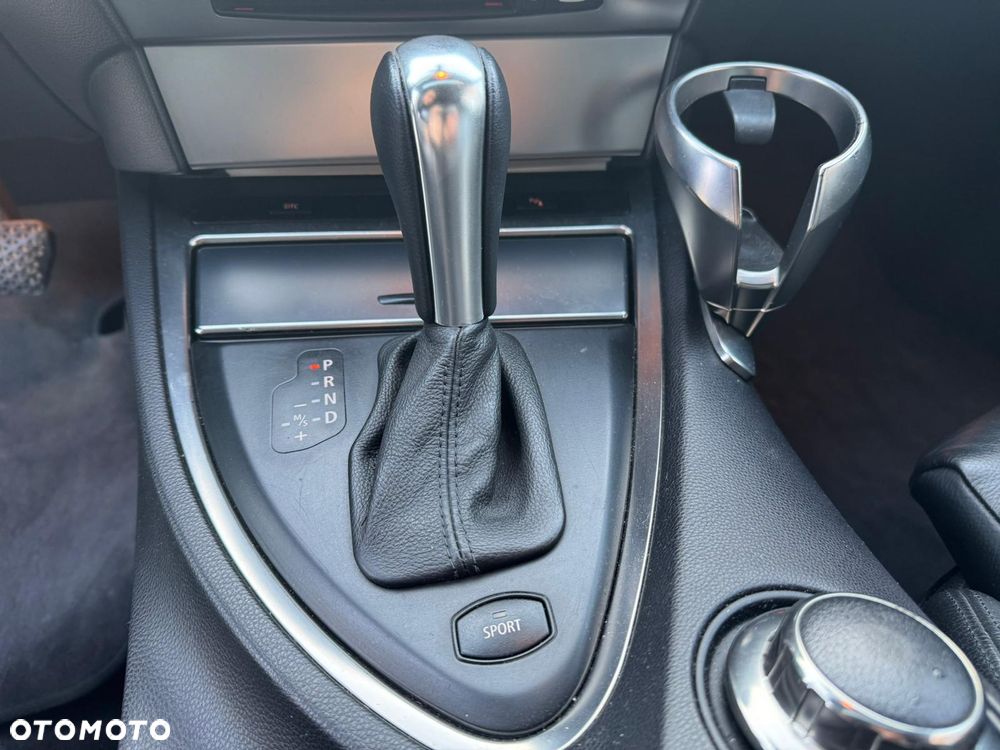 BMW Seria 6 630 i - 6