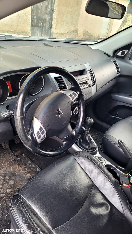 Peugeot 4007 - 4