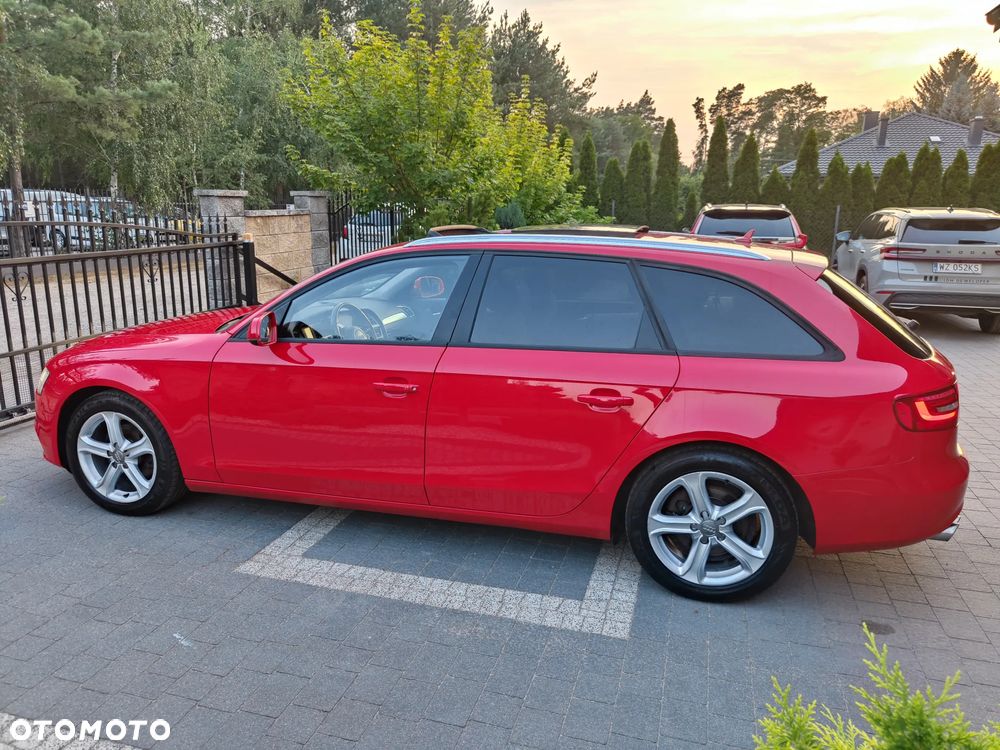 Audi A4 Avant - 32