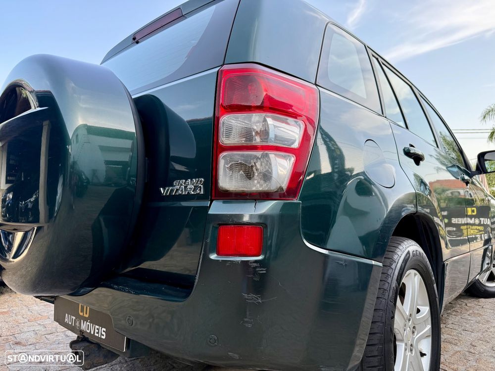 Suzuki Grand Vitara 1.9 DDiS X-Premium - 16