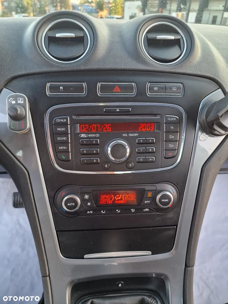 Ford Mondeo 1.6 T Titanium - 18