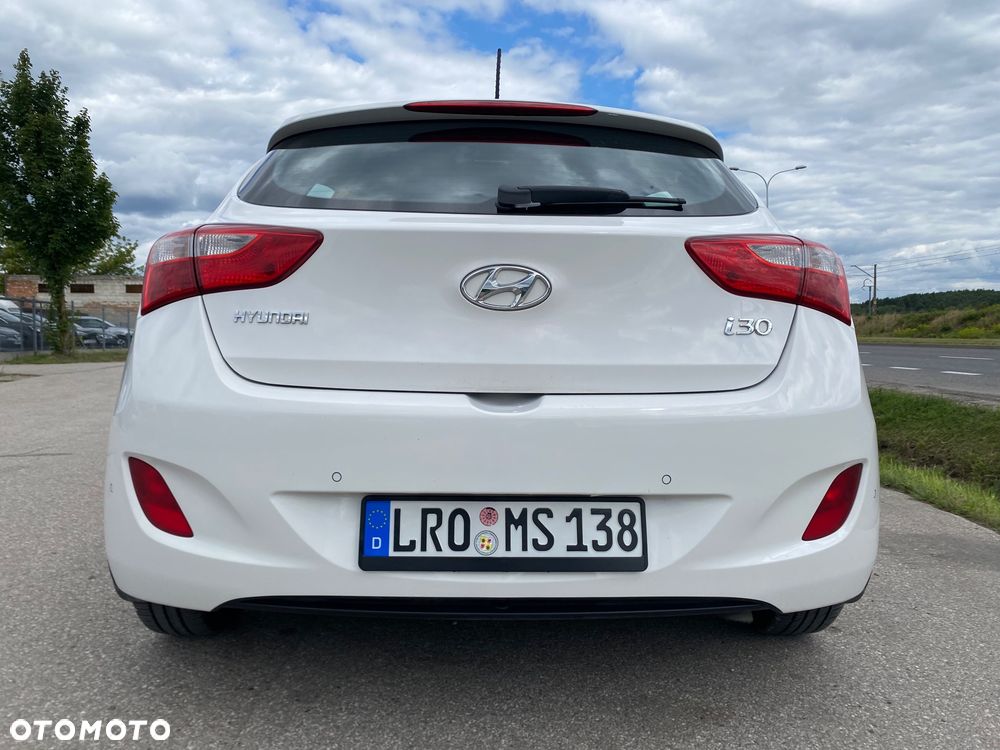 Honda Civic 1.4 i-VTEC Sport 40 Jahre Edition - 4