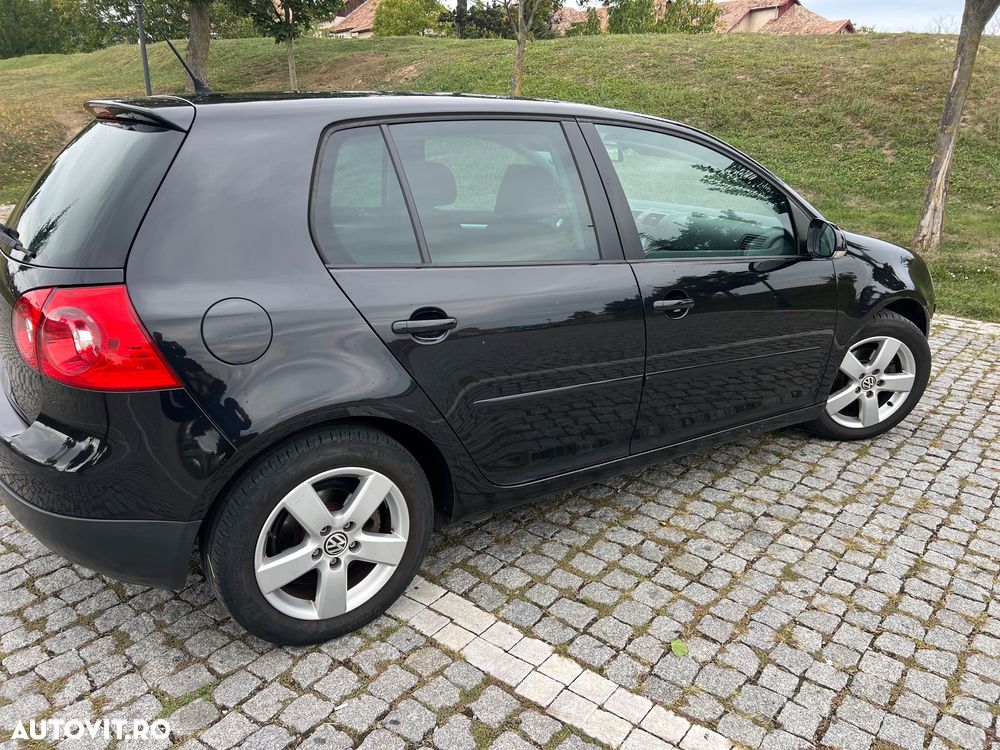 Volkswagen Golf 1.6 Comfortline - 19
