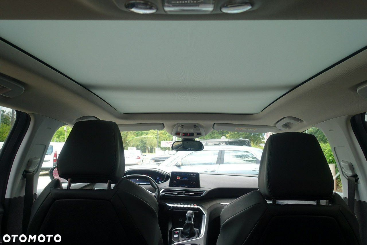 Peugeot 3008 - 11