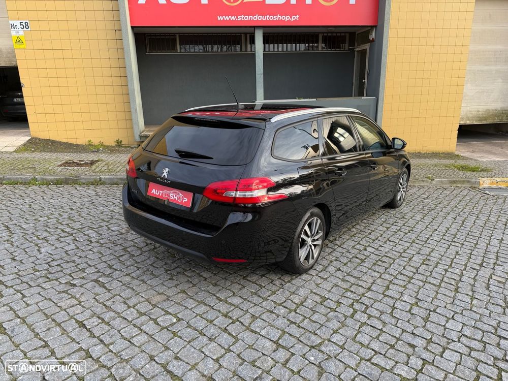 Peugeot 308 SW 1.2 PureTech Allure Pack - 21