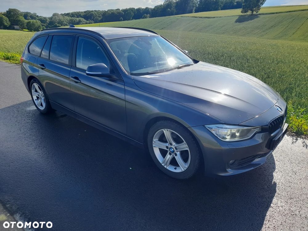 BMW Seria 3 320d Efficient Dynamics - 3