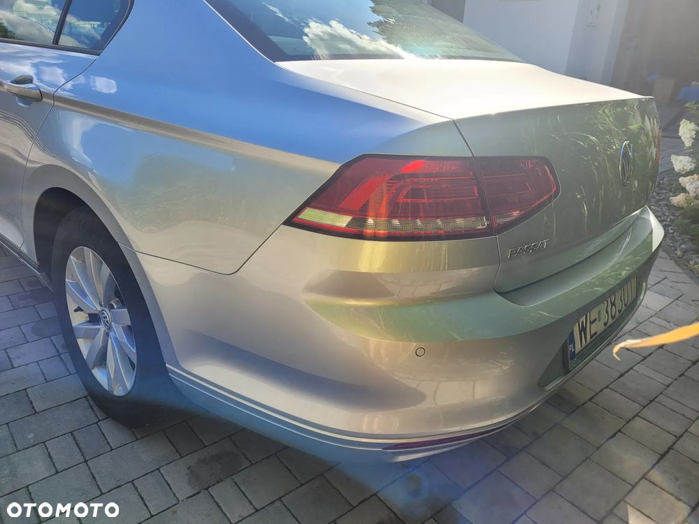 Volkswagen Passat 1.4 TSI BMT Comfortline - 12