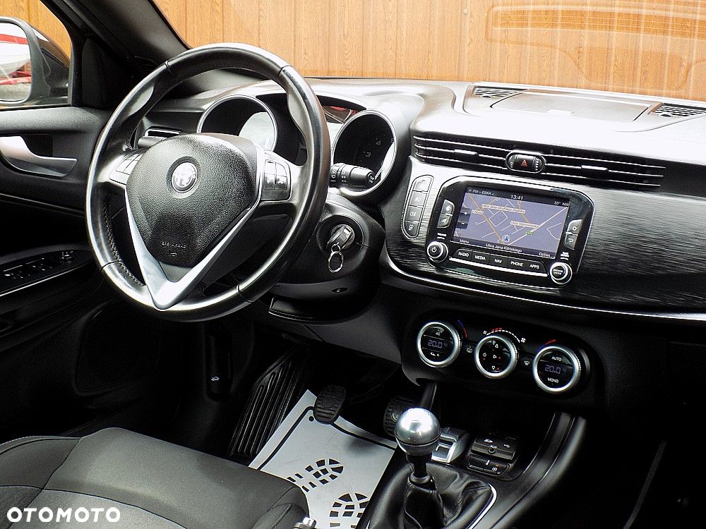 Alfa Romeo Giulietta 1.4 TB 16V Turismo - 17