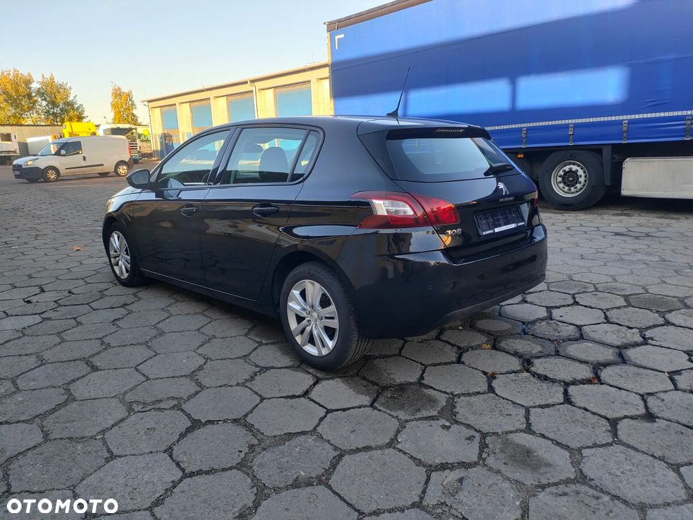 Peugeot 308 - 5