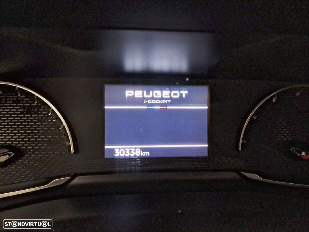 Peugeot 2008 1.2 PureTech Active - 13
