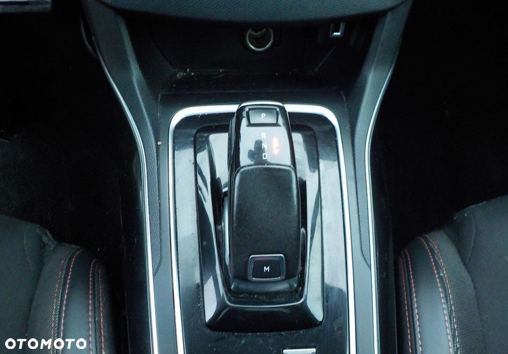 Peugeot 308 - 25
