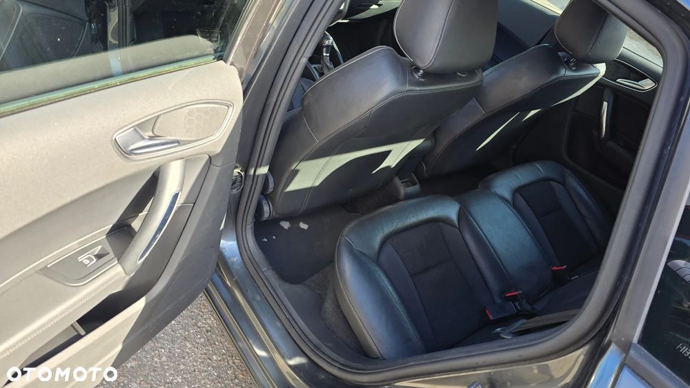 Audi A1 Sportback 1.4 TDI (ultra) S tronic sport - 9