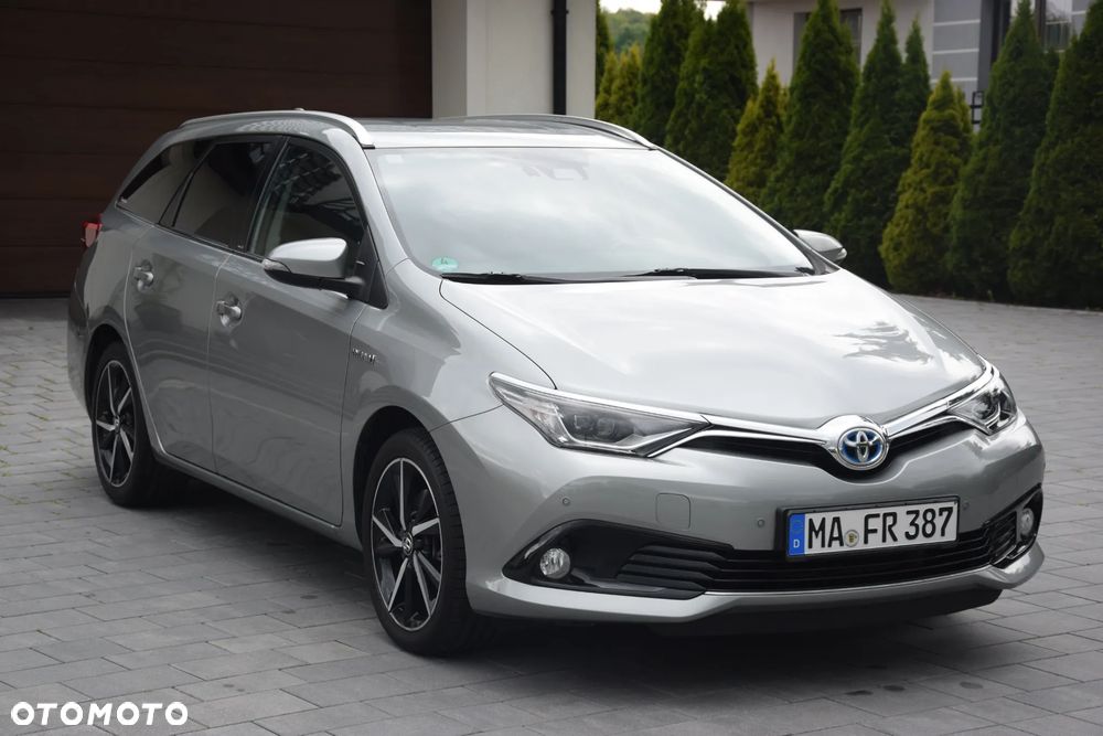 Toyota Auris - 25