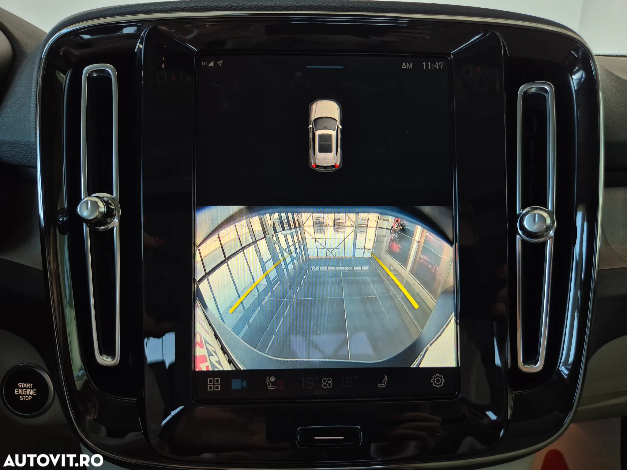 Volvo XC 40 - 23