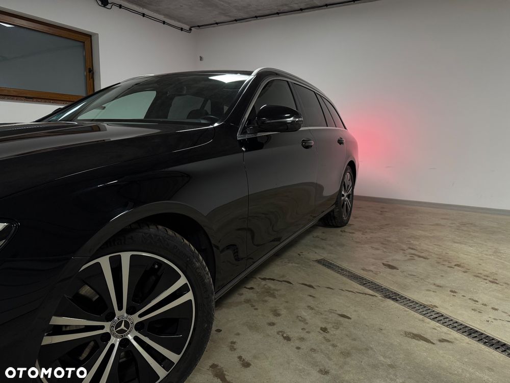 Mercedes-Benz Klasa E 220 d 9G-TRONIC Avantgarde - 3