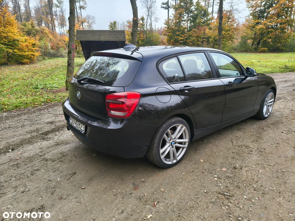 BMW Seria 1 118d - 11