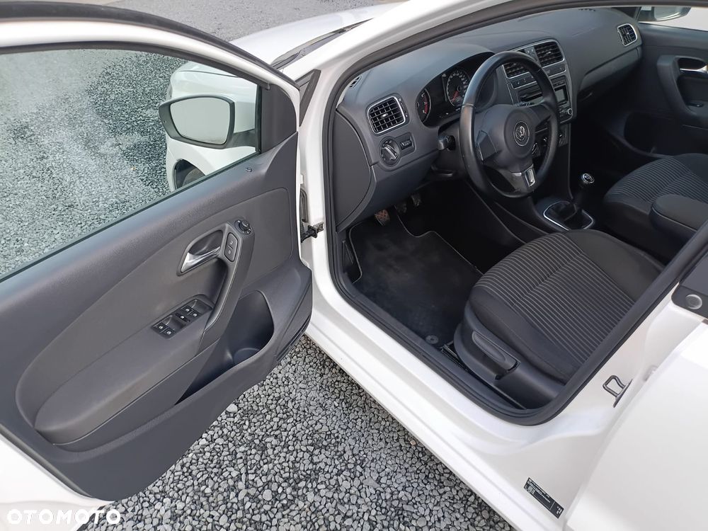 Volkswagen Polo 1.4 Team - 11