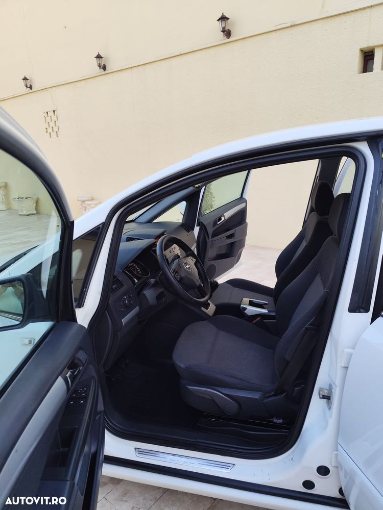 Opel Zafira - 5