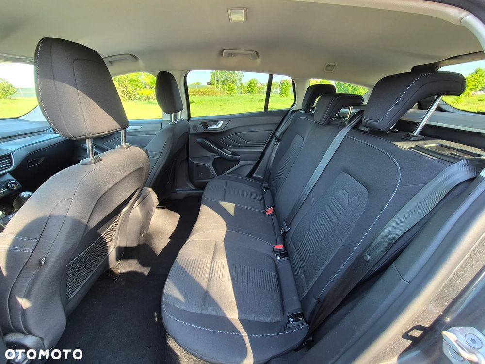 Ford Focus SW 1.0 EcoBoost Hybrid ACTIVE - 21