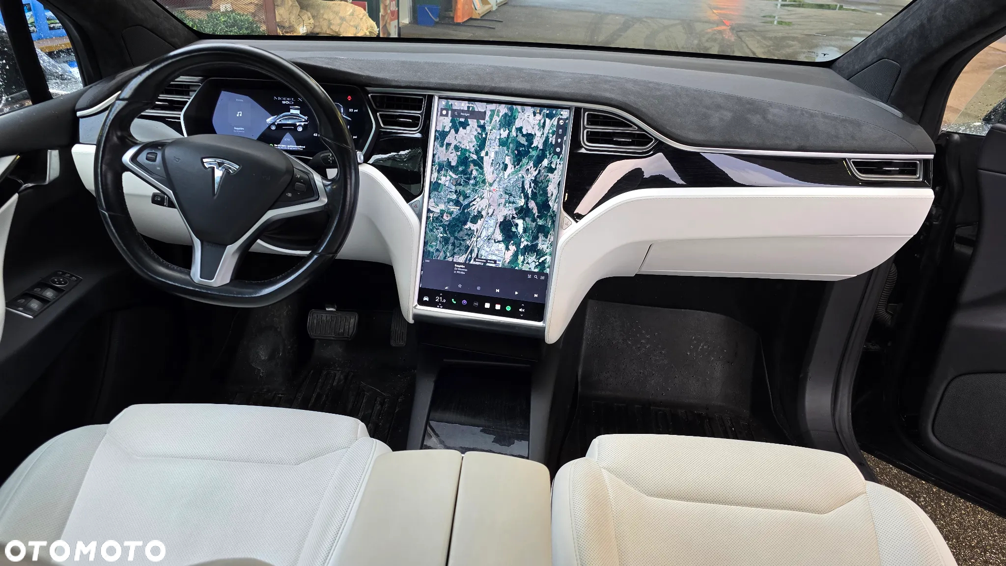 Tesla Model X Long Range Plus - 24