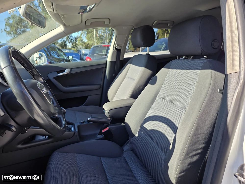 Audi A3 Sportback 1.6 TDI Sport - 2