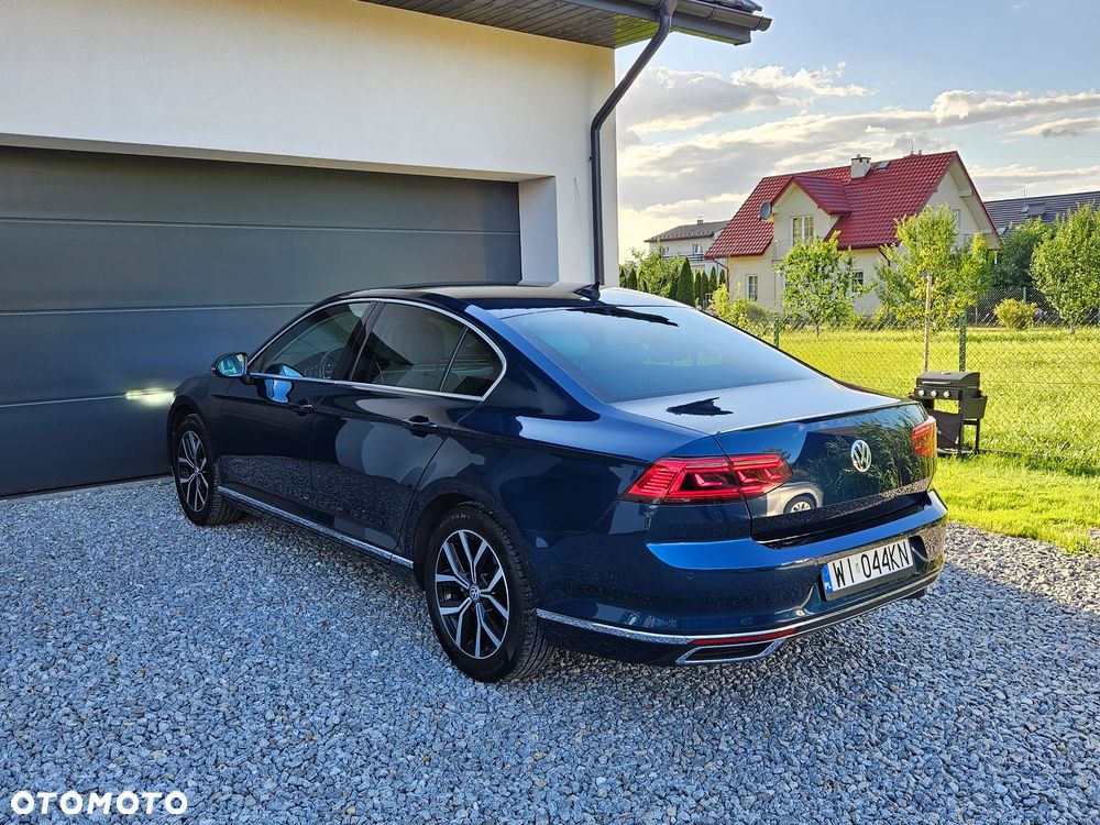 Volkswagen Passat 2.0 TDI EVO Elegance DSG - 4