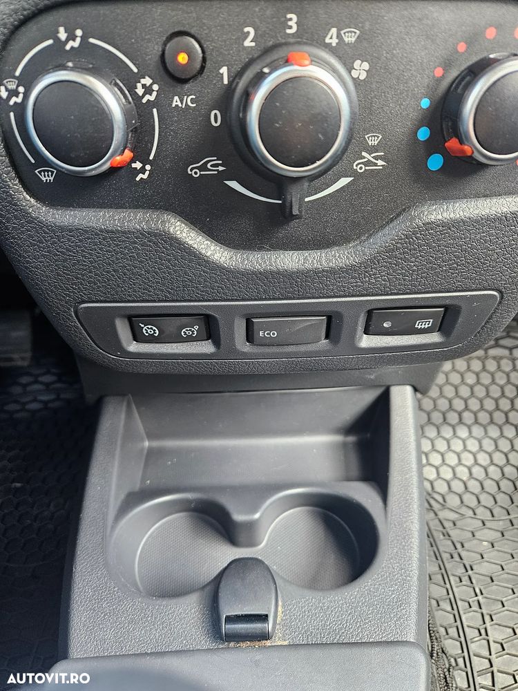 Dacia Lodgy 1.2 TCe 115 CP Laureate - 13