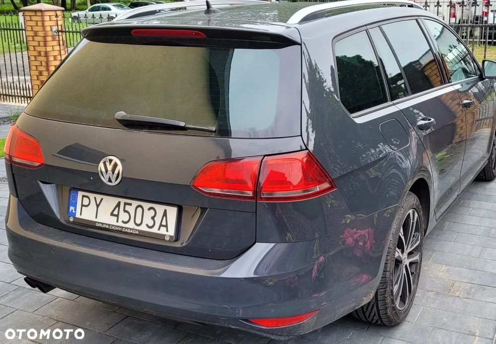 Volkswagen Golf - 5