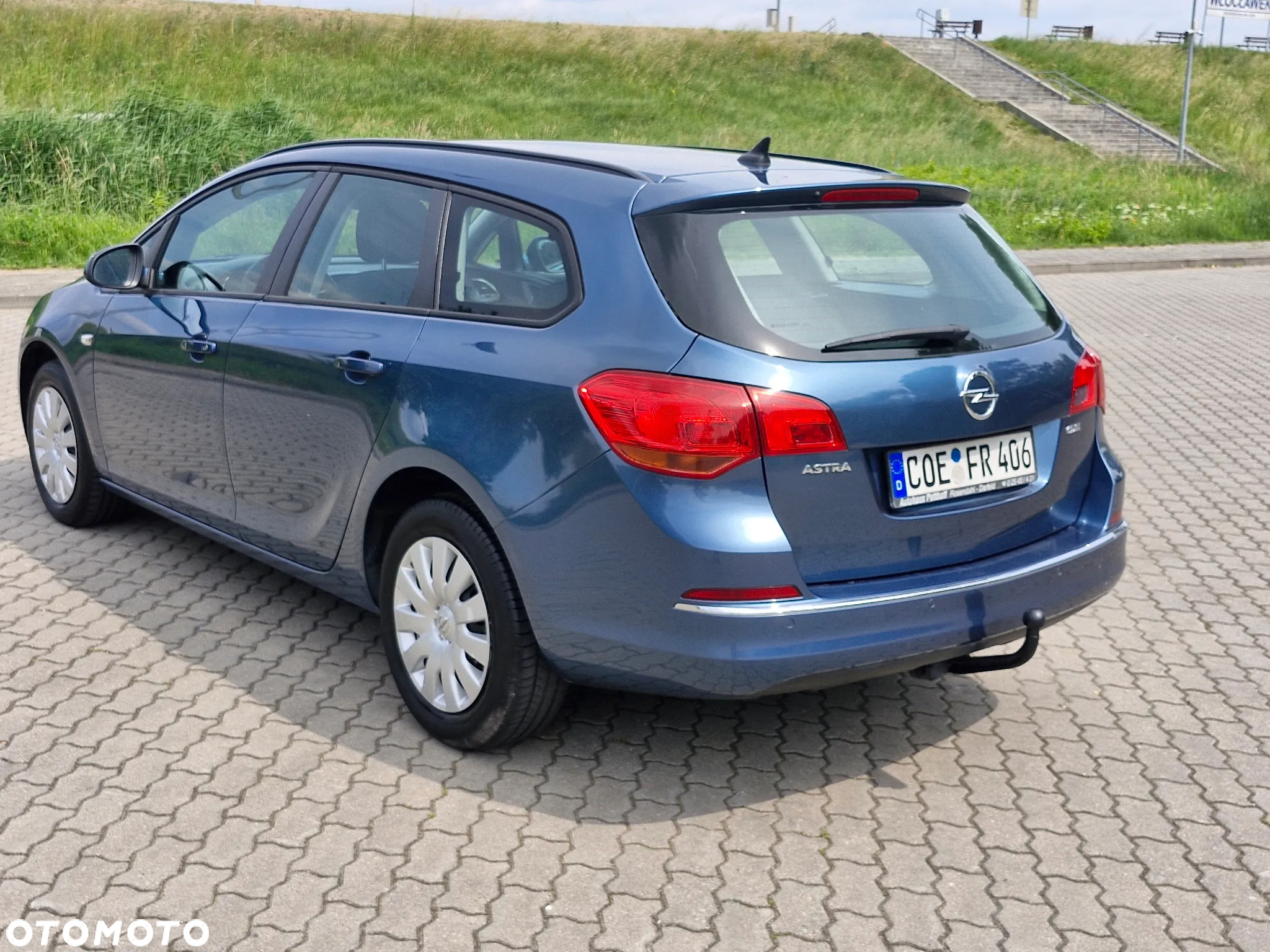 Opel Astra 1.7 CDTI DPF Cosmo - 4