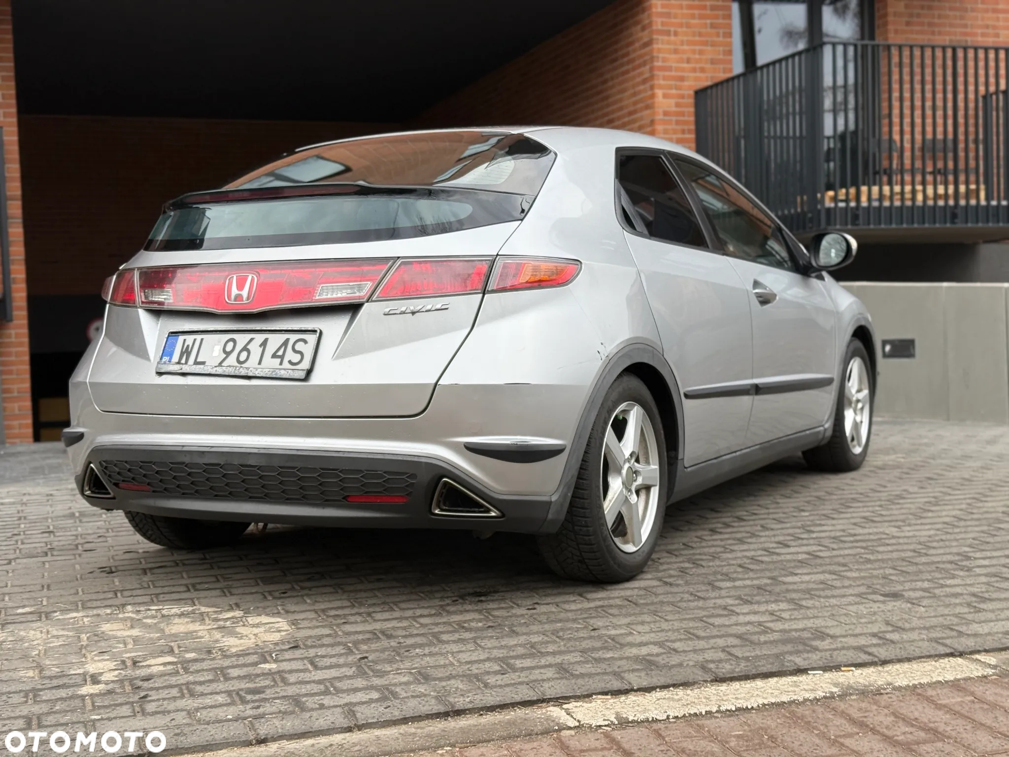Honda Civic 1.8 Comfort - 11