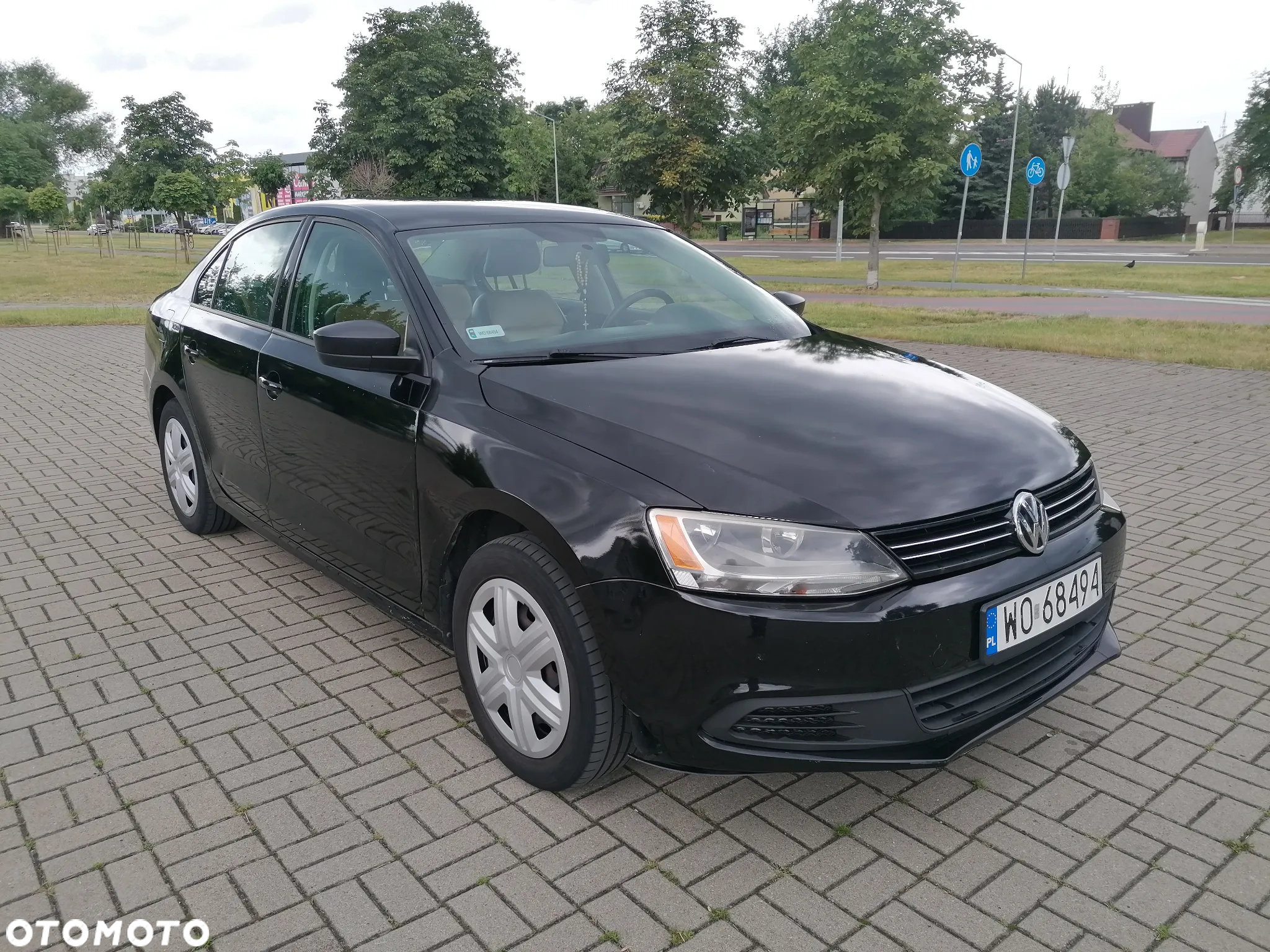 Volkswagen Jetta - 2