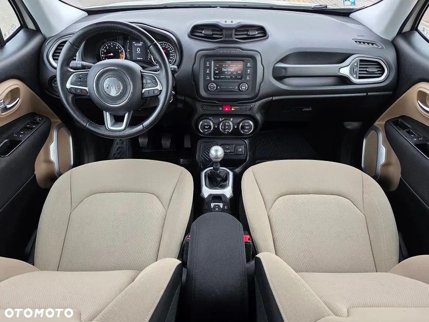 Jeep Renegade 1.6 E-torQ Longitude Adventure Edition - 21