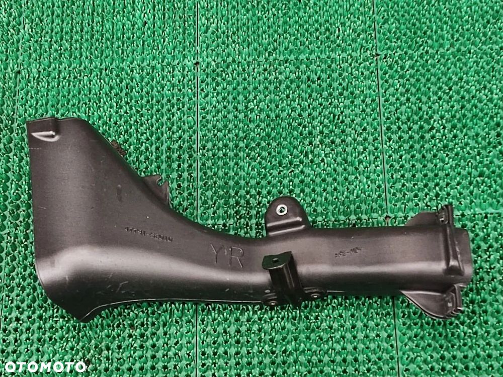 TOYOTA YARIS GR 1.6i 261 KM 20-24r Kierownica Powietrza Dolot Prawy - 1