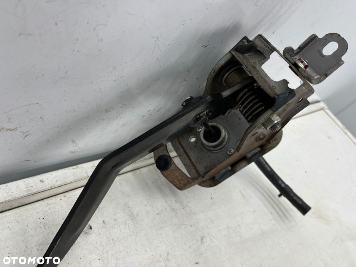 Pedał sprzęgła Hyundai i30 I FD 1.4b 07-12r. pompa sprzęgła wysprzęglik 32802-2h120 - 4