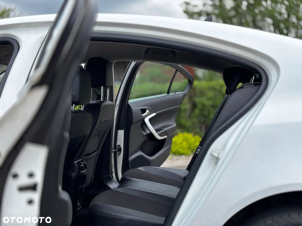 Opel Insignia - 27