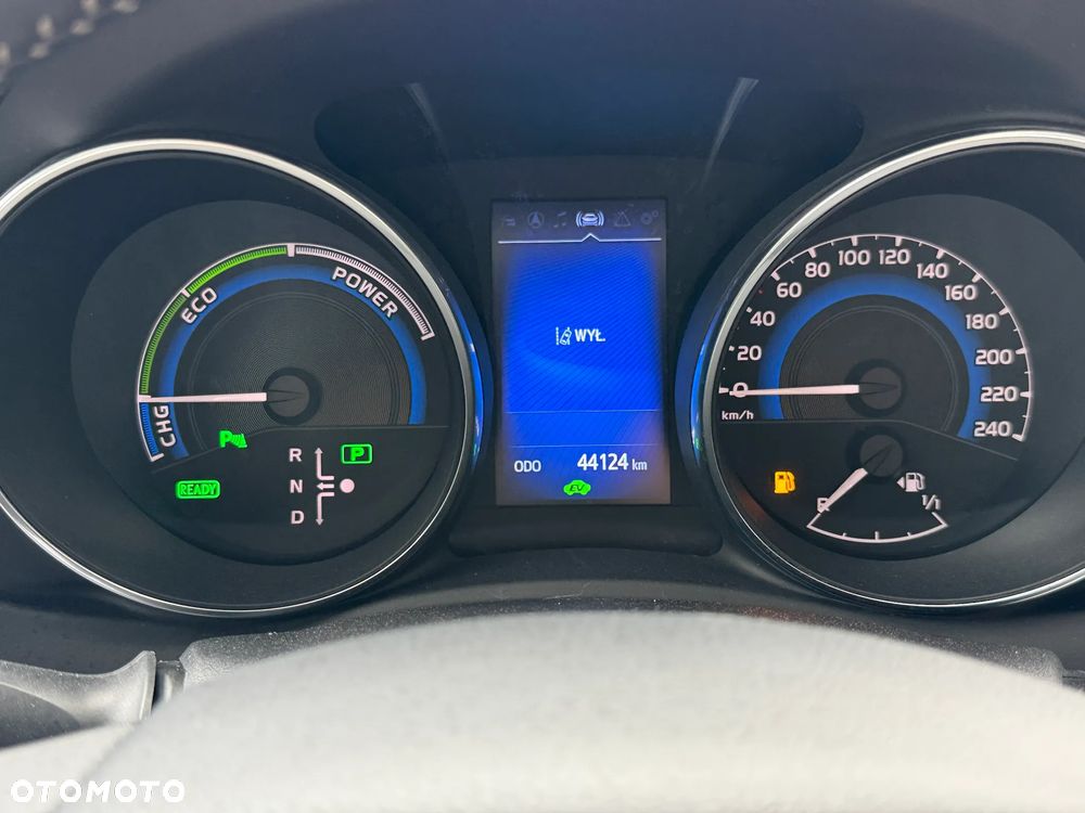 Toyota Auris Hybrid 135 Prestige - 24