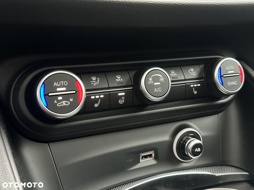 Alfa Romeo Stelvio 2.0 Turbo Veloce Q4 - 22