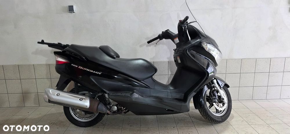 Suzuki Burgman - 6