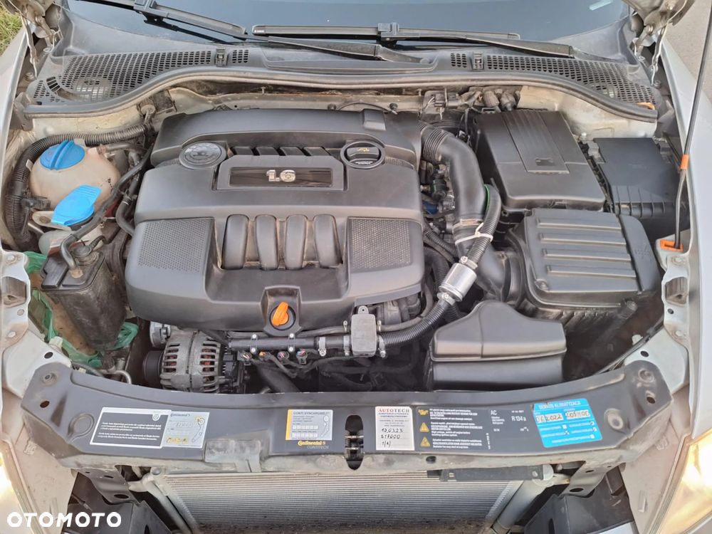 Skoda Octavia 1.6 Elegance - 8
