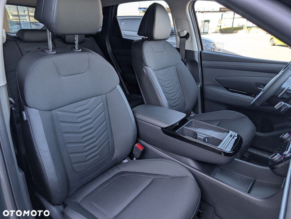 Hyundai Tucson 1.6 T-GDi HEV Executive 4WD - 20