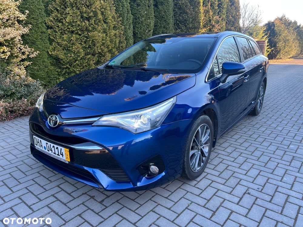 Toyota Avensis 2.0 D-4D Selection